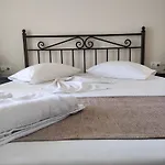 Paradise Garden Paros * 피소리바디