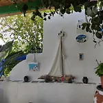 Paradise Garden Paros * 피소리바디