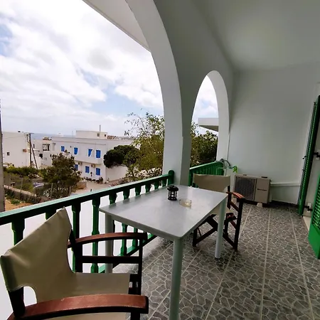 Paradise Garden Paros Appartement Piso Livadi