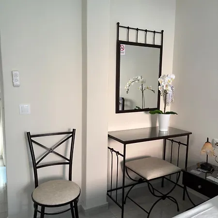 Paradise Garden Paros Appartement *